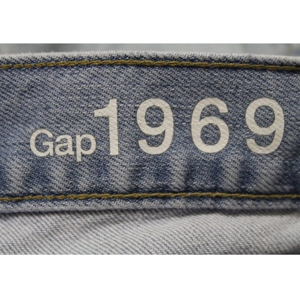 GAP sexy boyfriend destructed lowrise denim shorts(997) - Picture 9 of 10